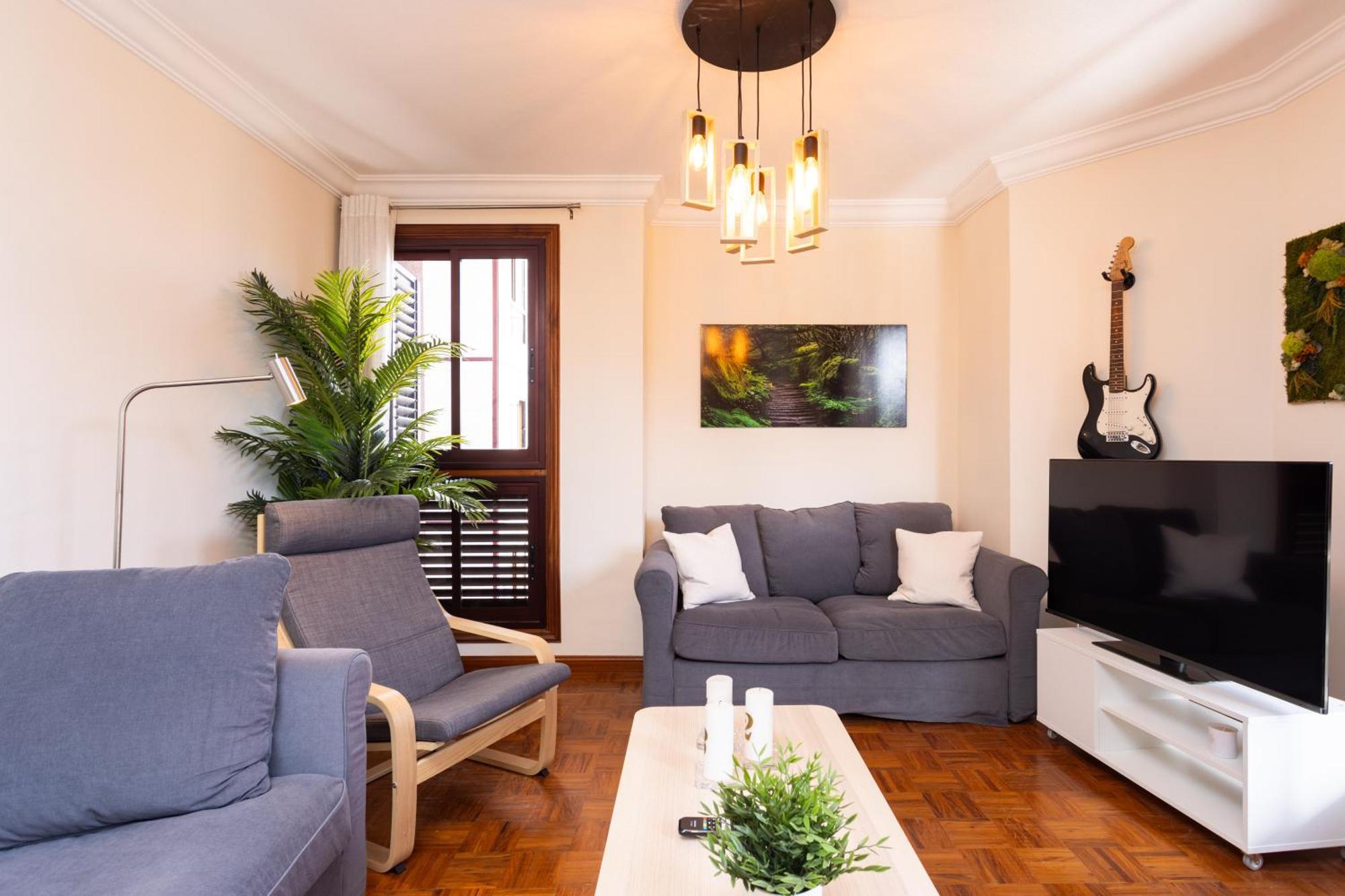 Home2book Design & Luminous Cruz Center Appartement