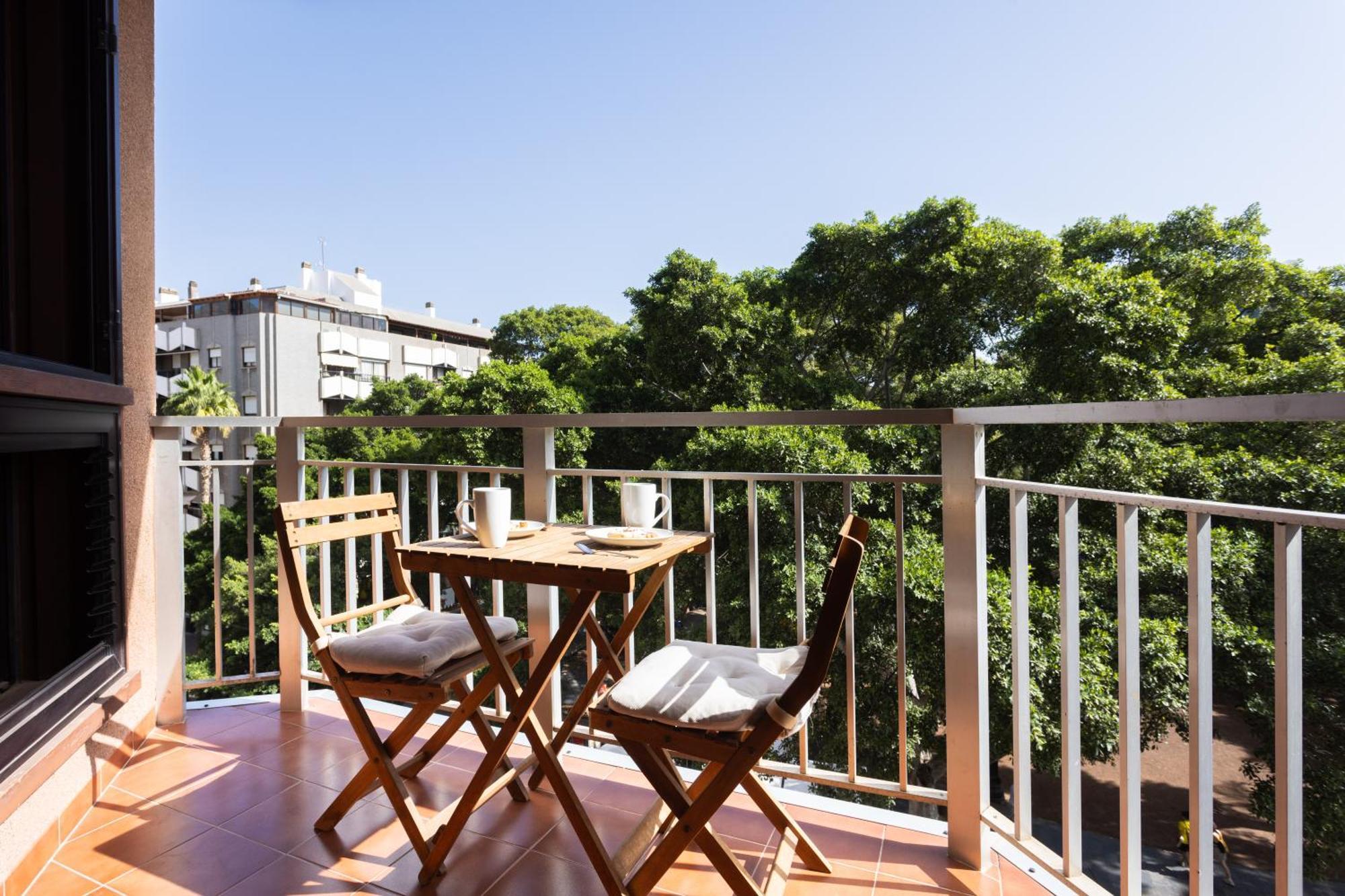 Home2book Design & Luminous Cruz Center Appartement